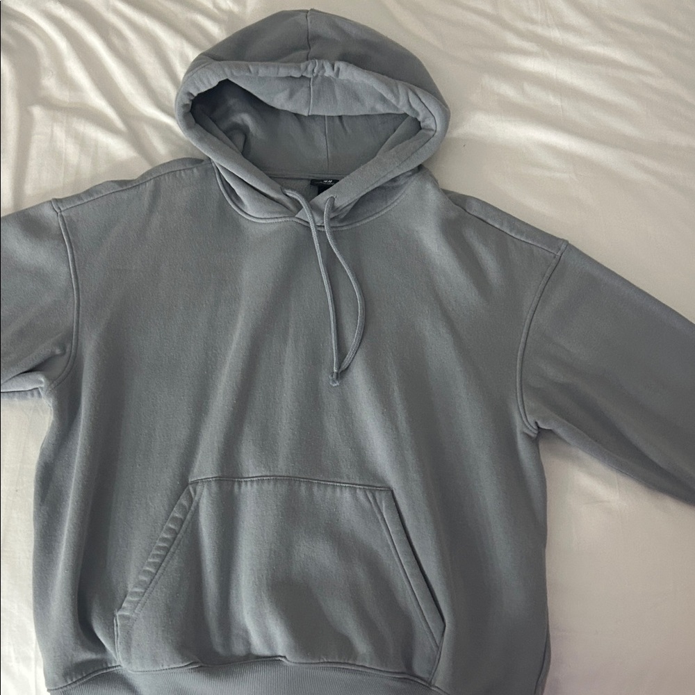 H&M Men's Light Gray Hoodie Sweater